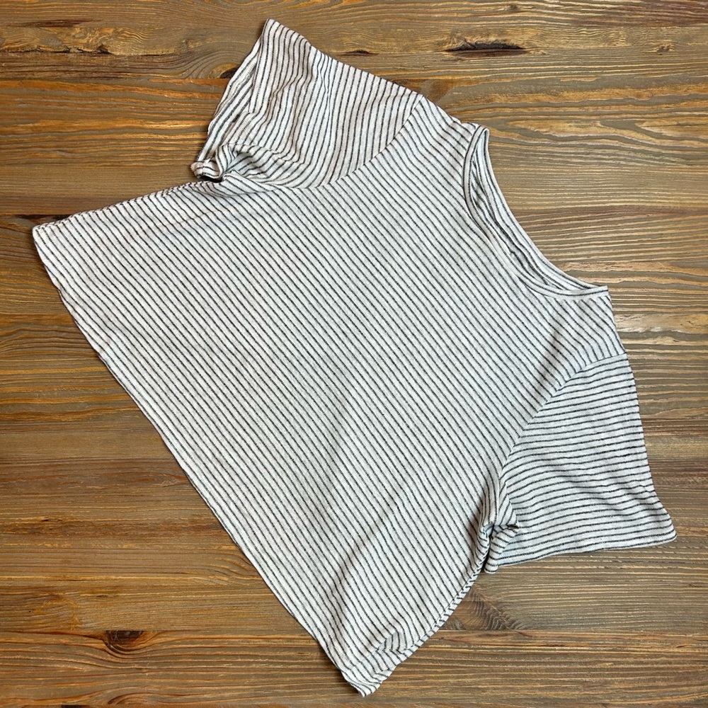 Billabong Striped Black and White Top with Open Back